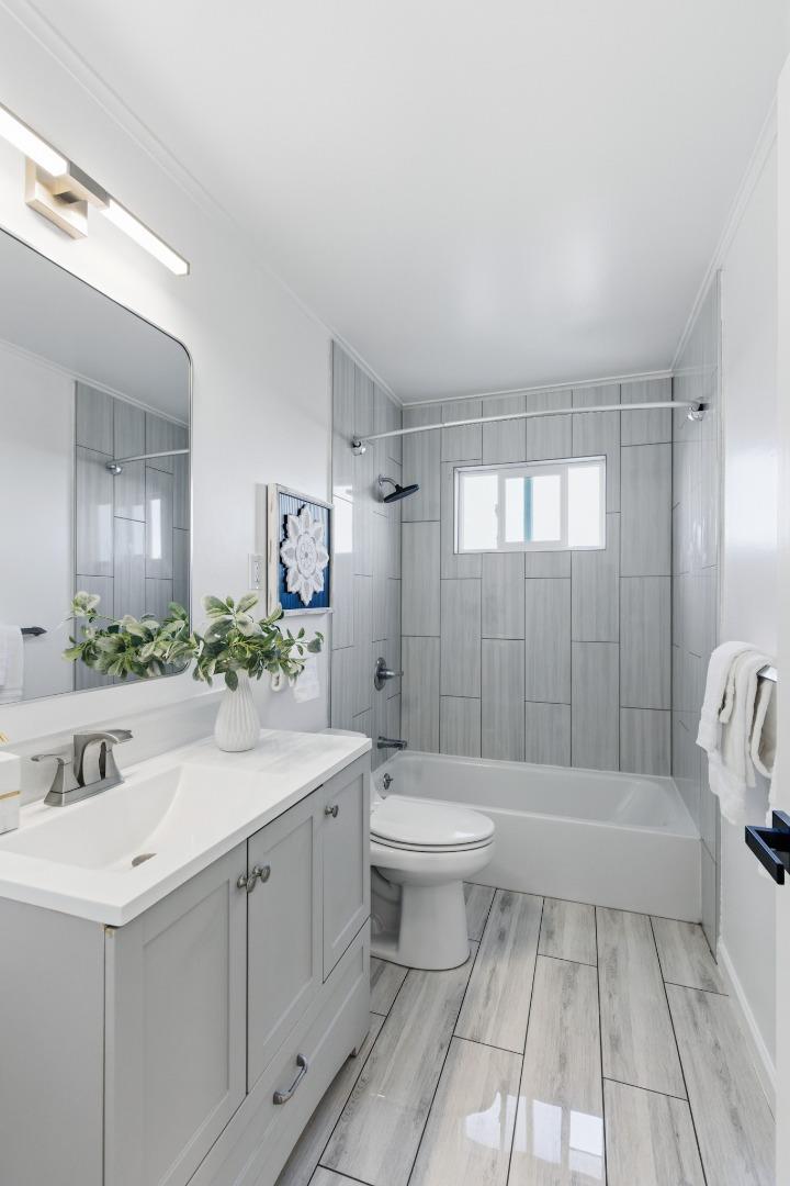 Detail Gallery Image 29 of 79 For 1664 Sixth Ave, Belmont,  CA 94002 - 4 Beds | 3 Baths