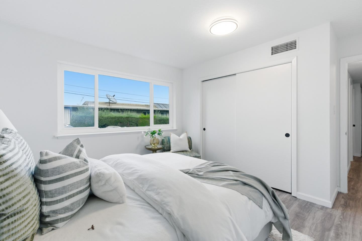 Detail Gallery Image 49 of 79 For 1664 Sixth Ave, Belmont,  CA 94002 - 4 Beds | 3 Baths