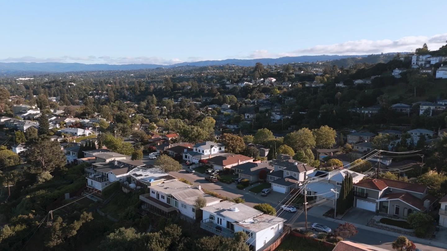 Detail Gallery Image 68 of 79 For 1664 Sixth Ave, Belmont,  CA 94002 - 4 Beds | 3 Baths