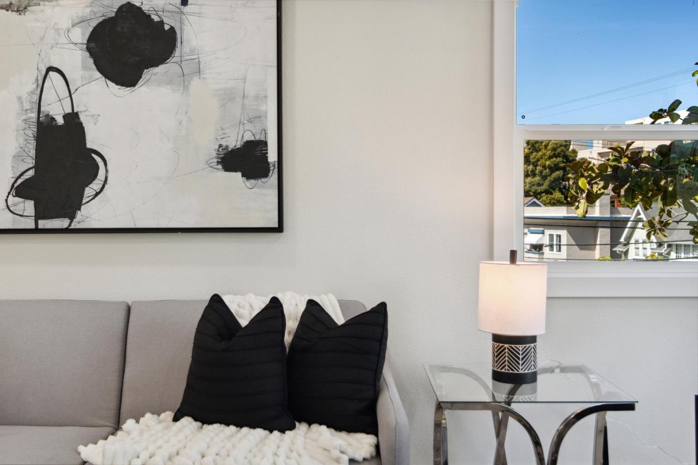 Detail Gallery Image 23 of 59 For 252 Euclid Ave, Oakland,  CA 94610 - 4 Beds | 4/1 Baths