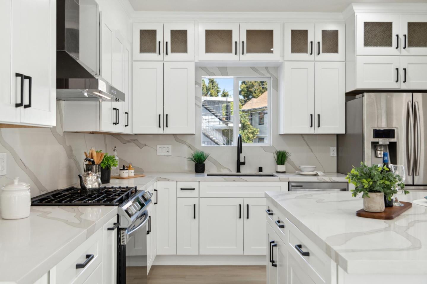 Detail Gallery Image 28 of 59 For 252 Euclid Ave, Oakland,  CA 94610 - 4 Beds | 4/1 Baths