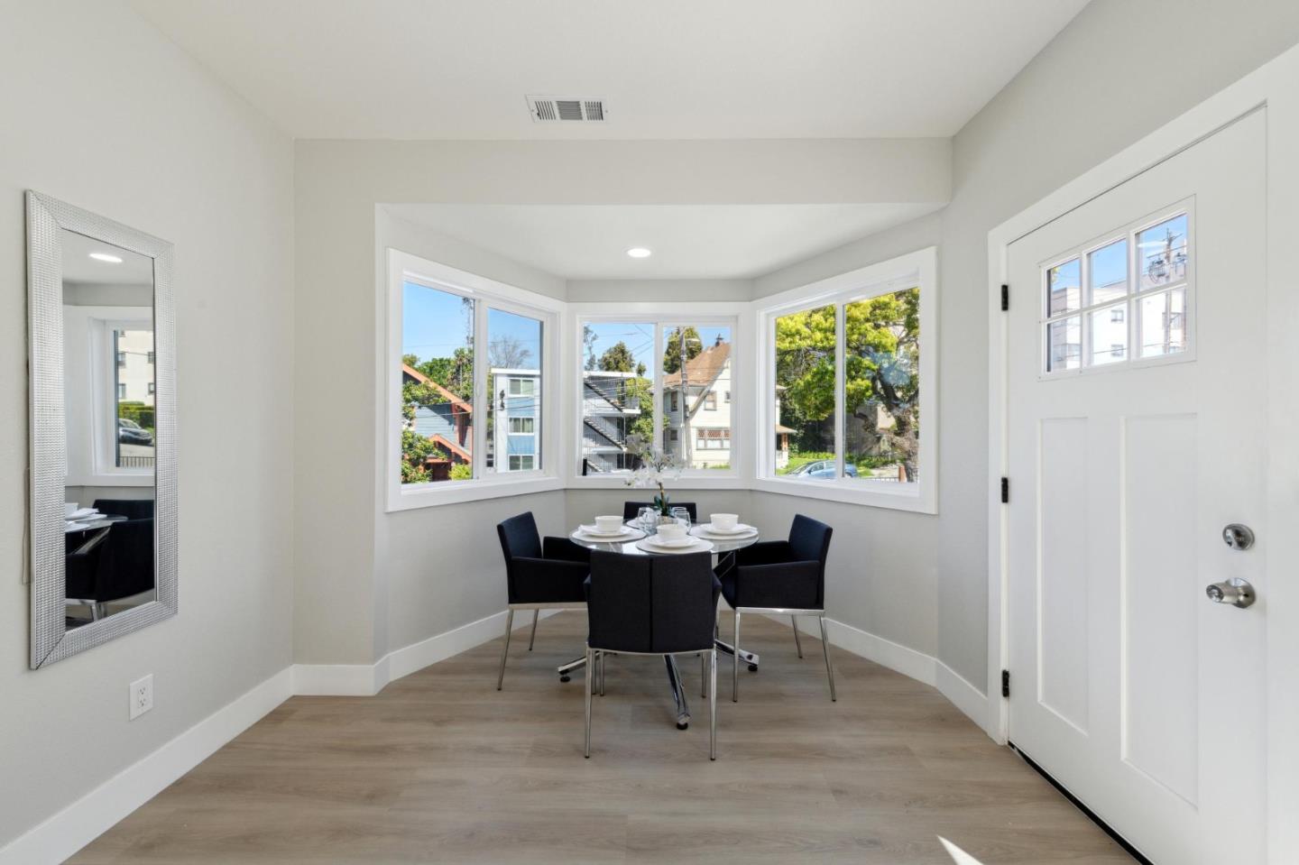 Detail Gallery Image 34 of 59 For 252 Euclid Ave, Oakland,  CA 94610 - 4 Beds | 4/1 Baths