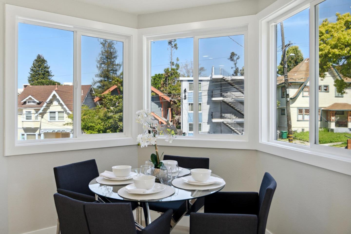 Detail Gallery Image 35 of 59 For 252 Euclid Ave, Oakland,  CA 94610 - 4 Beds | 4/1 Baths