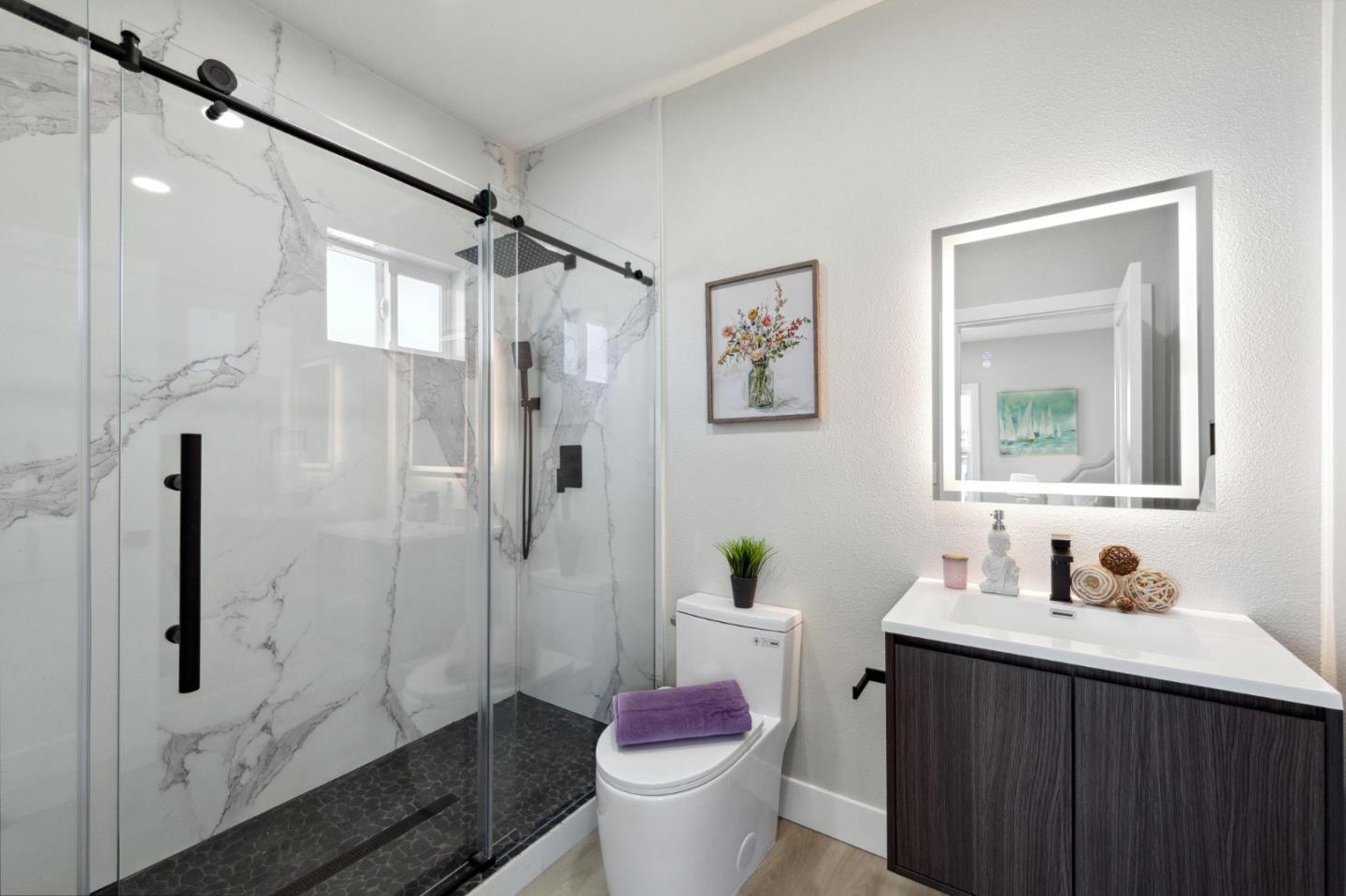 Detail Gallery Image 50 of 59 For 252 Euclid Ave, Oakland,  CA 94610 - 4 Beds | 4/1 Baths