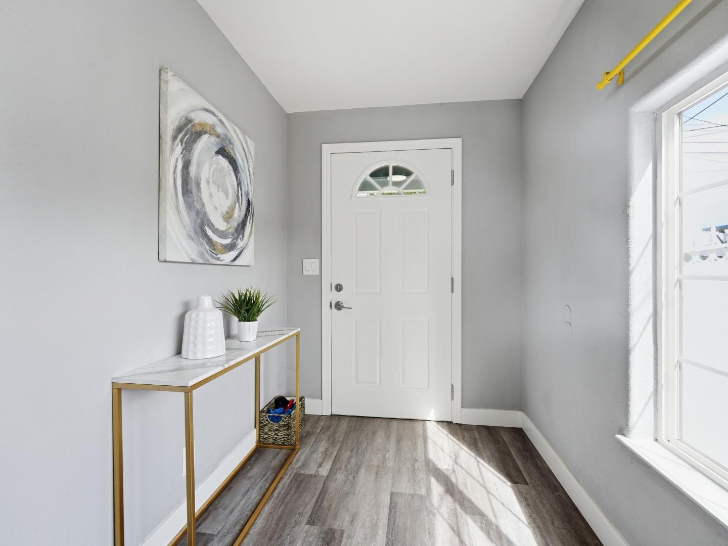 Detail Gallery Image 3 of 26 For 573 Illinois Ave, San Jose,  CA 95125 - 4 Beds | 2 Baths