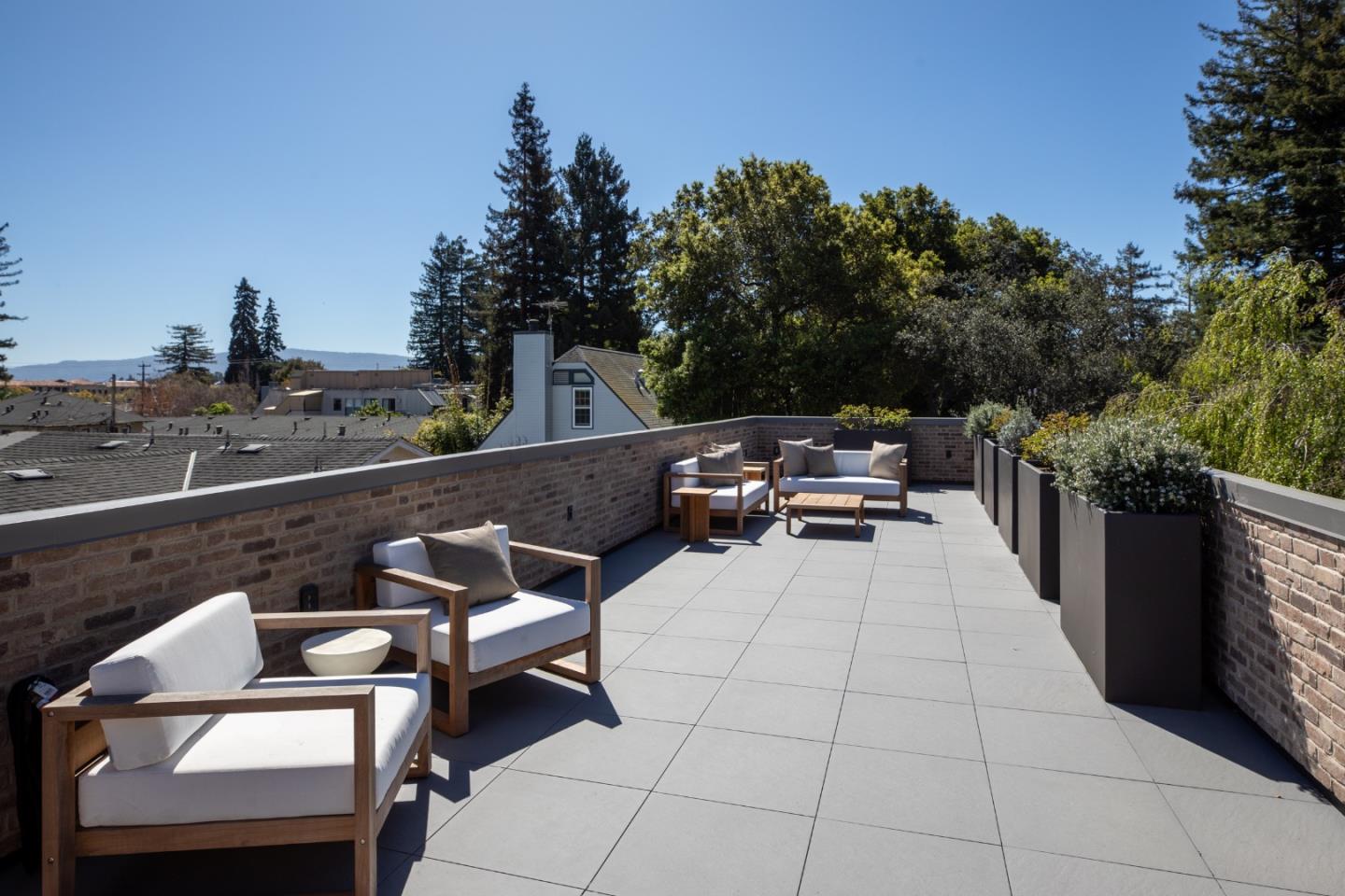 Detail Gallery Image 23 of 23 For 164 Waverley St, Palo Alto,  CA 94301 - 3 Beds | 3/1 Baths