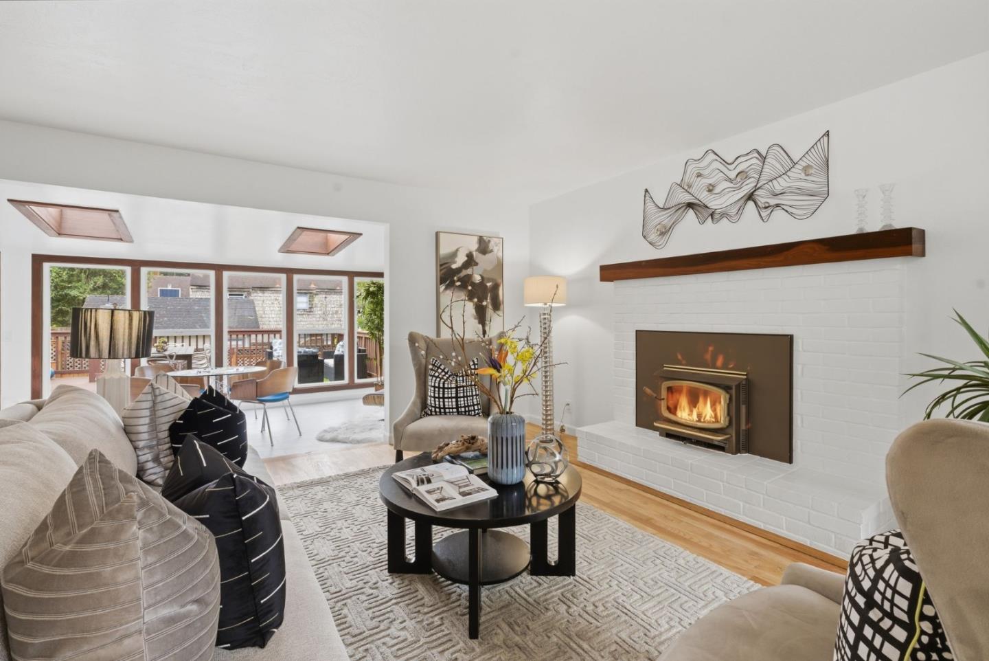 Detail Gallery Image 10 of 89 For 920 Franklin St, Montara,  CA 94037 - 3 Beds | 2 Baths