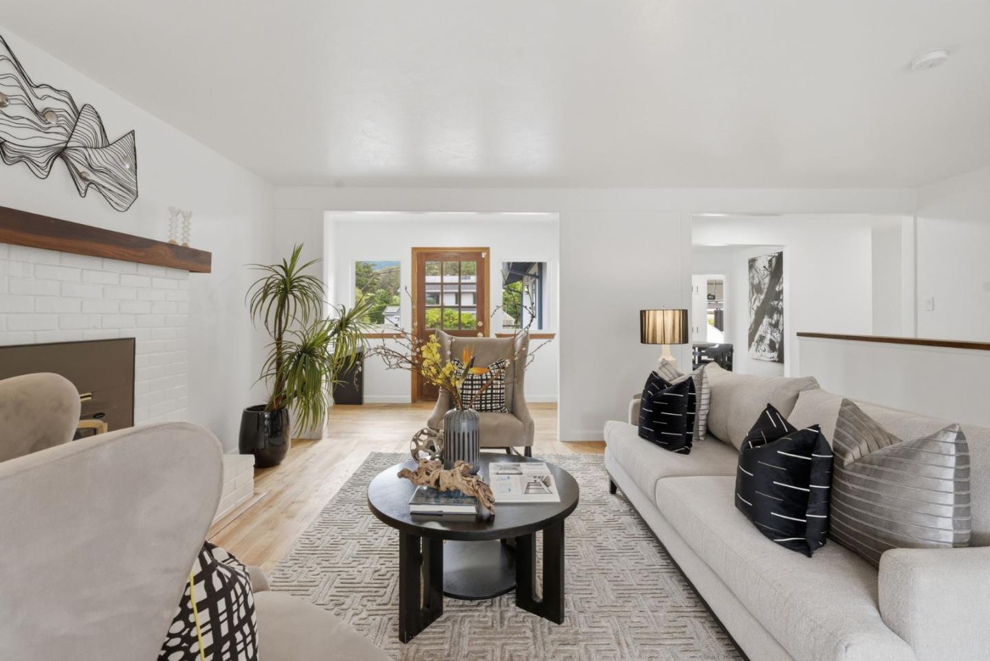 Detail Gallery Image 11 of 89 For 920 Franklin St, Montara,  CA 94037 - 3 Beds | 2 Baths