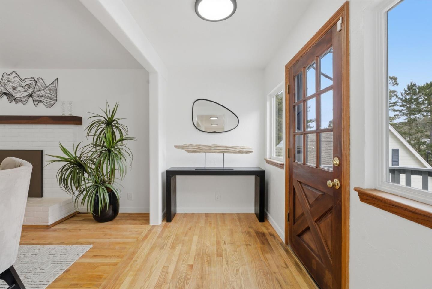 Detail Gallery Image 2 of 89 For 920 Franklin St, Montara,  CA 94037 - 3 Beds | 2 Baths