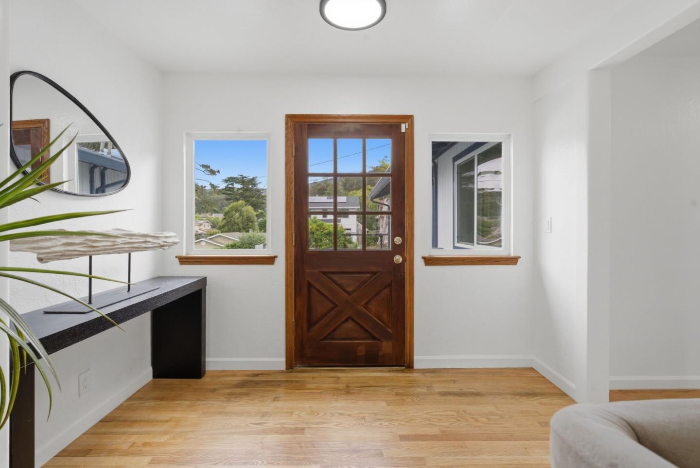 Detail Gallery Image 3 of 89 For 920 Franklin St, Montara,  CA 94037 - 3 Beds | 2 Baths