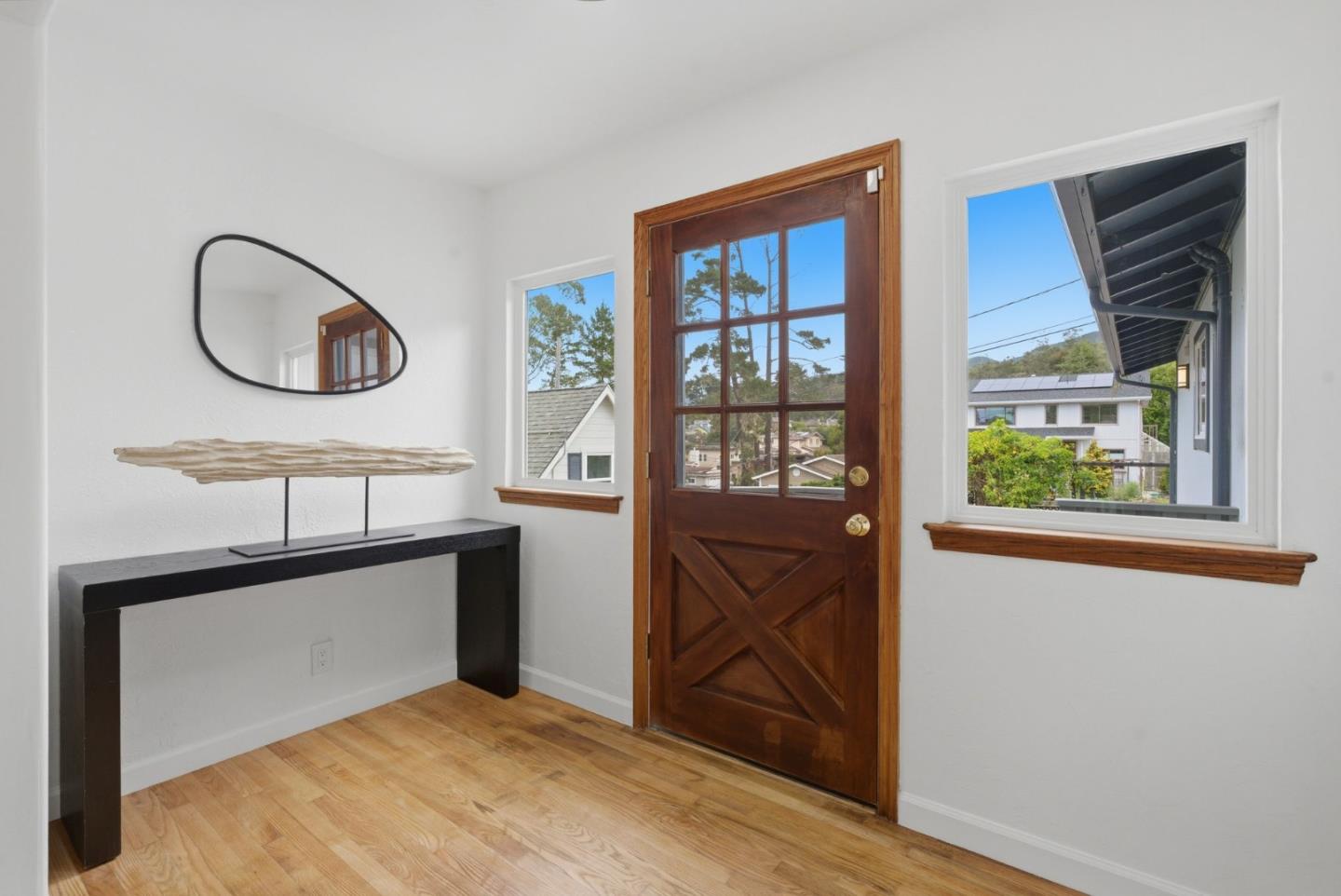 Detail Gallery Image 4 of 89 For 920 Franklin St, Montara,  CA 94037 - 3 Beds | 2 Baths