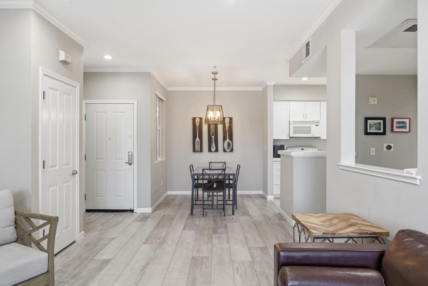 Detail Gallery Image 12 of 37 For 1982 W Bayshore Rd #310,  East Palo Alto,  CA 94303 - 1 Beds | 1 Baths