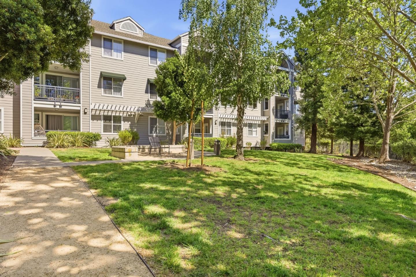 Detail Gallery Image 35 of 37 For 1982 W Bayshore Rd #310,  East Palo Alto,  CA 94303 - 1 Beds | 1 Baths