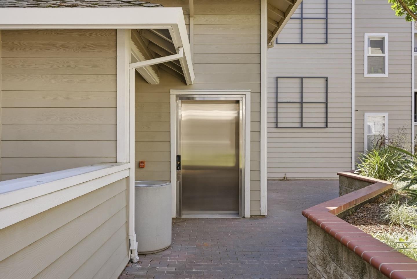 Detail Gallery Image 36 of 37 For 1982 W Bayshore Rd #310,  East Palo Alto,  CA 94303 - 1 Beds | 1 Baths