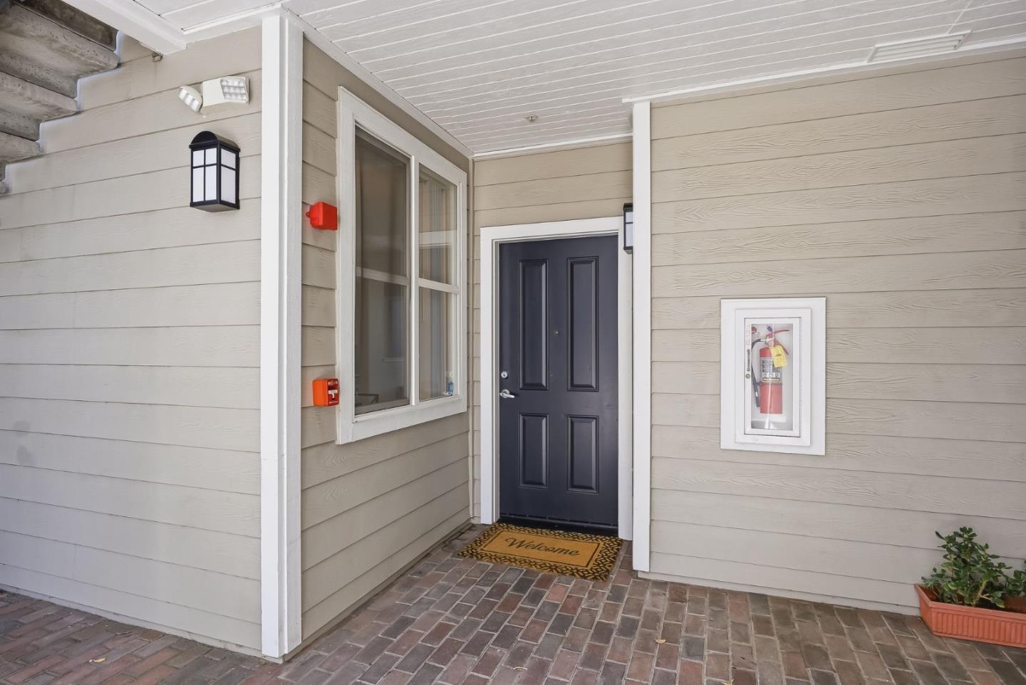 Detail Gallery Image 7 of 37 For 1982 W Bayshore Rd #310,  East Palo Alto,  CA 94303 - 1 Beds | 1 Baths