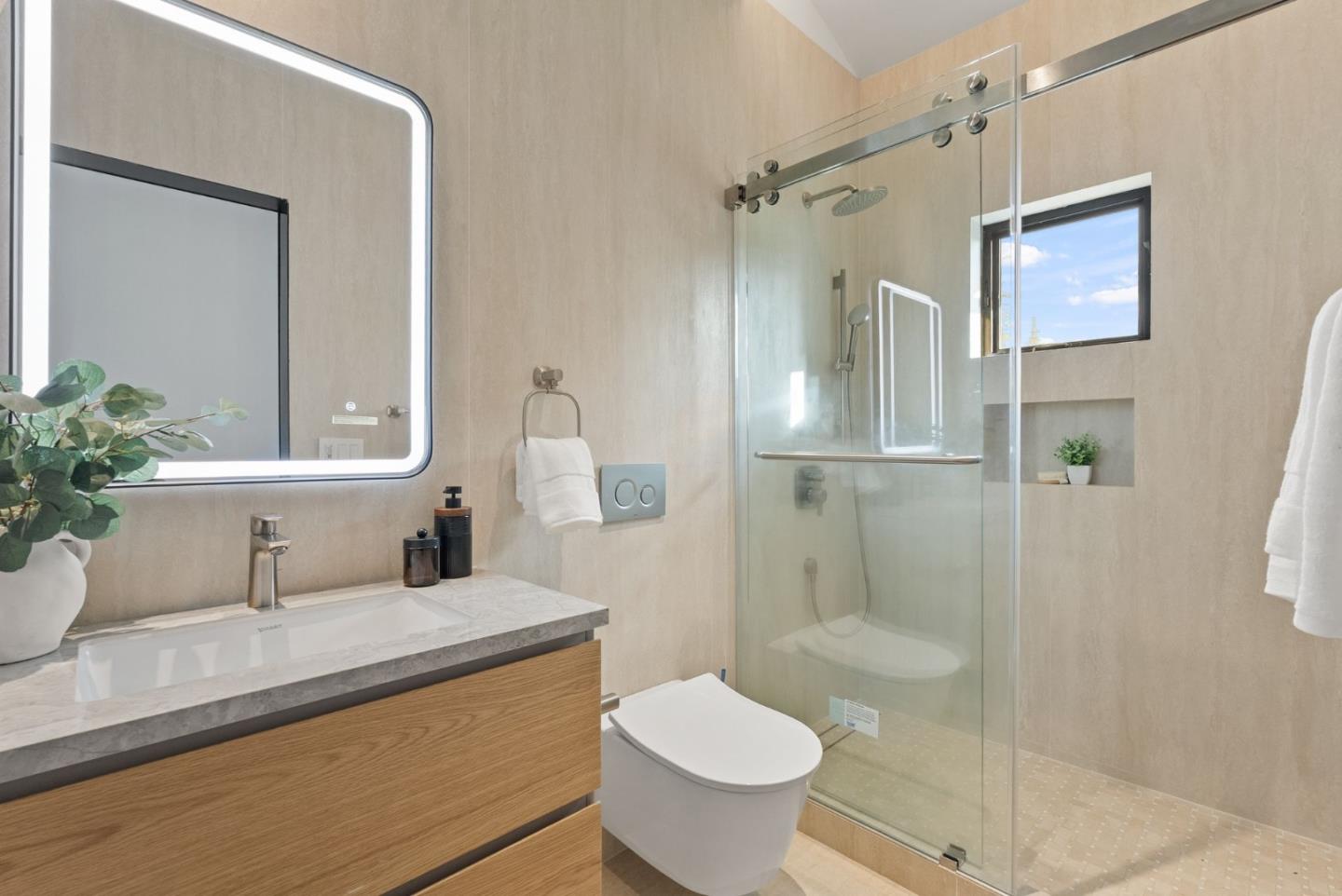 Detail Gallery Image 48 of 68 For 618 Tennyson Ave, Palo Alto,  CA 94301 - 5 Beds | 5/2 Baths