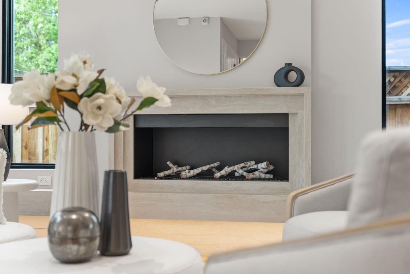 Detail Gallery Image 8 of 68 For 618 Tennyson Ave, Palo Alto,  CA 94301 - 5 Beds | 5/2 Baths