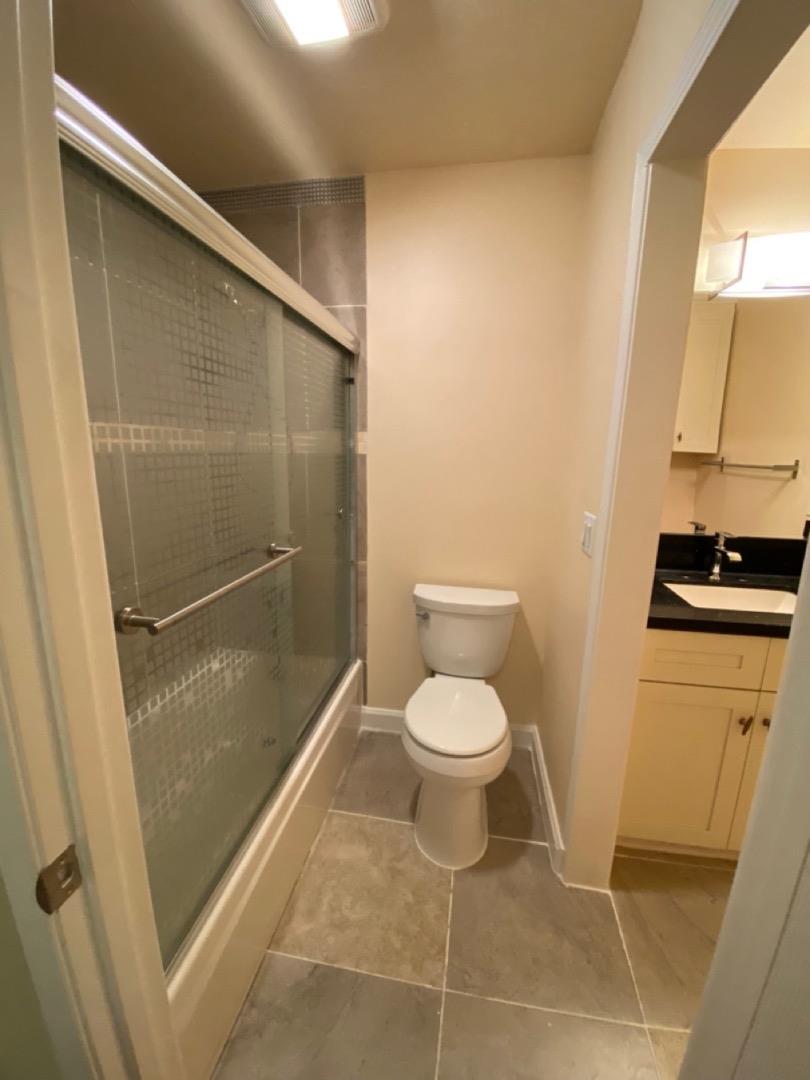 Detail Gallery Image 13 of 19 For 3017 Kaiser Dr #B,  Santa Clara,  CA 95051 - 2 Beds | 1/1 Baths