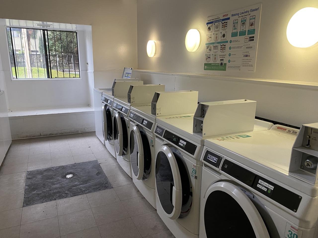 Detail Gallery Image 15 of 19 For 3017 Kaiser Dr #B,  Santa Clara,  CA 95051 - 2 Beds | 1/1 Baths