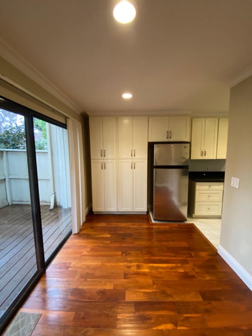 Detail Gallery Image 6 of 19 For 3017 Kaiser Dr #B,  Santa Clara,  CA 95051 - 2 Beds | 1/1 Baths