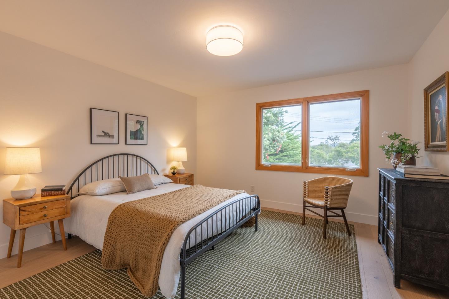 Detail Gallery Image 17 of 31 For 1121 Circle Rd, Pebble Beach,  CA 93953 - 3 Beds | 2/1 Baths