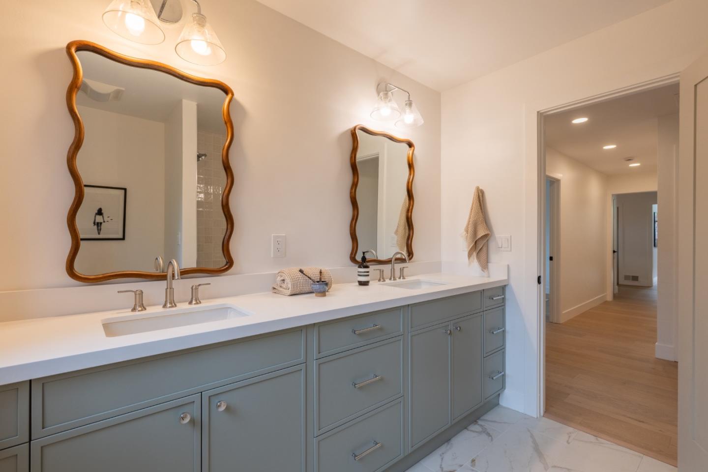 Detail Gallery Image 18 of 31 For 1121 Circle Rd, Pebble Beach,  CA 93953 - 3 Beds | 2/1 Baths