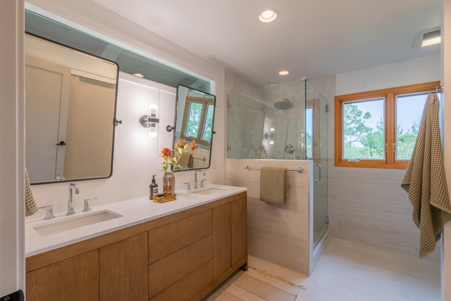 Detail Gallery Image 22 of 31 For 1121 Circle Rd, Pebble Beach,  CA 93953 - 3 Beds | 2/1 Baths