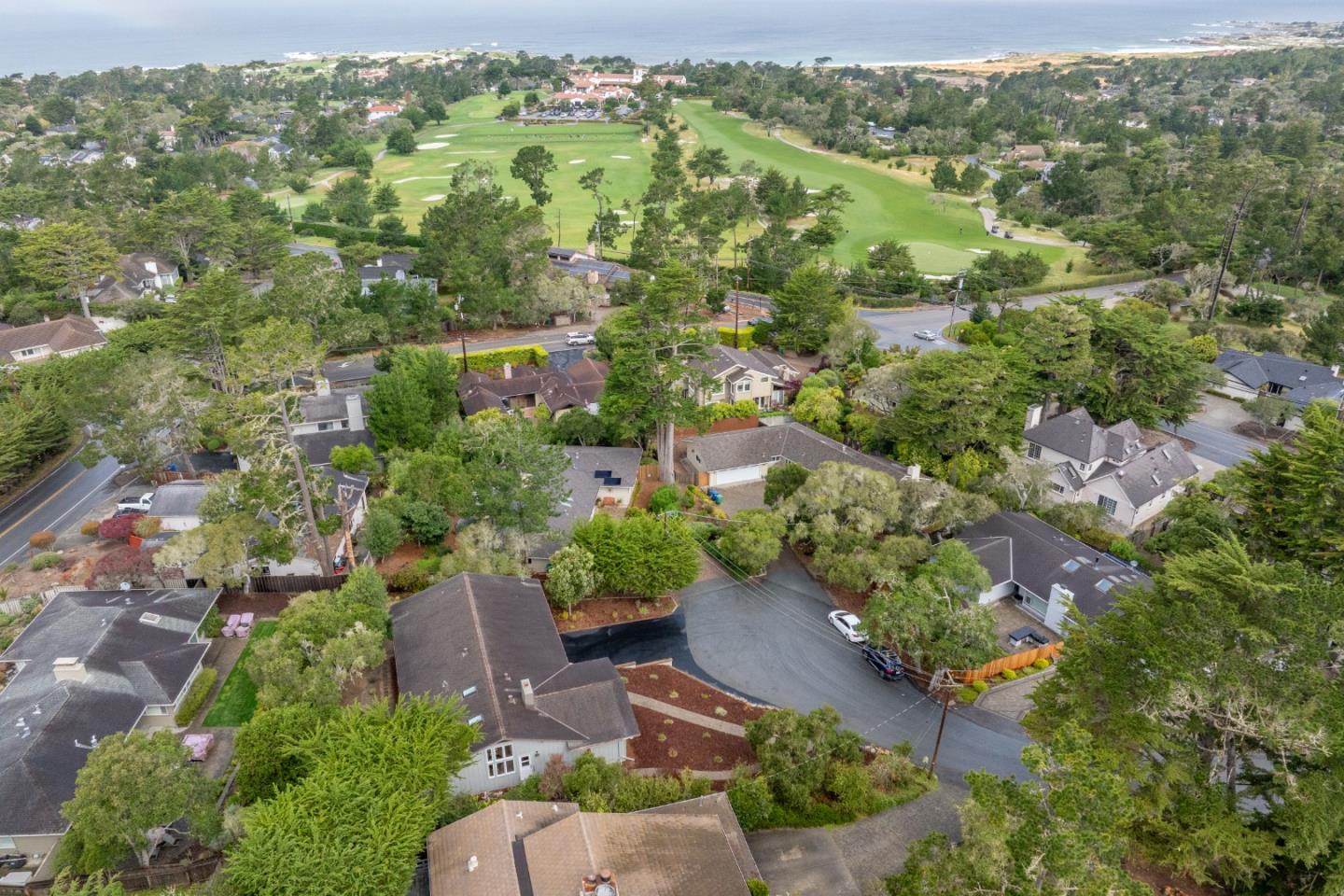 Detail Gallery Image 29 of 31 For 1121 Circle Rd, Pebble Beach,  CA 93953 - 3 Beds | 2/1 Baths