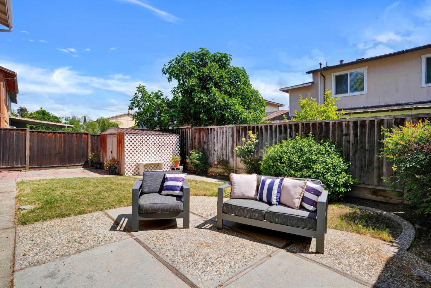 Detail Gallery Image 15 of 16 For 1242 Bacchus Ave, San Jose,  CA 95122 - 4 Beds | 2/1 Baths