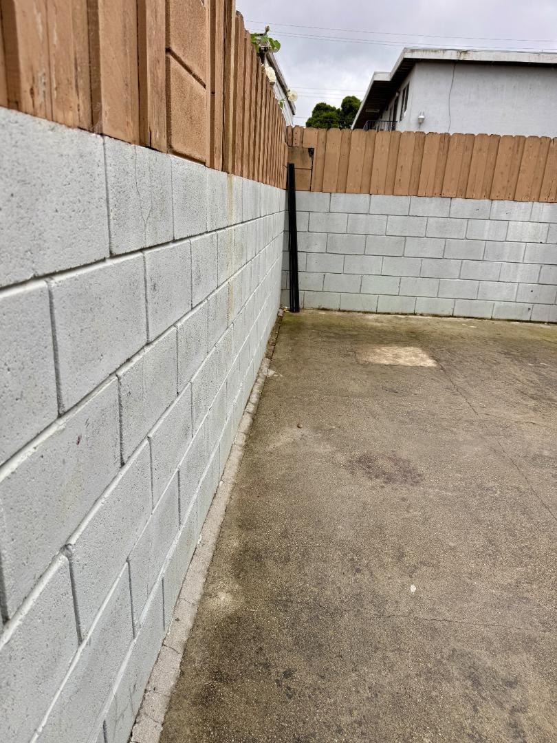 Detail Gallery Image 10 of 28 For 2200 Sutter Ave, San Pablo,  CA 94806 - 5 Beds | 3 Baths