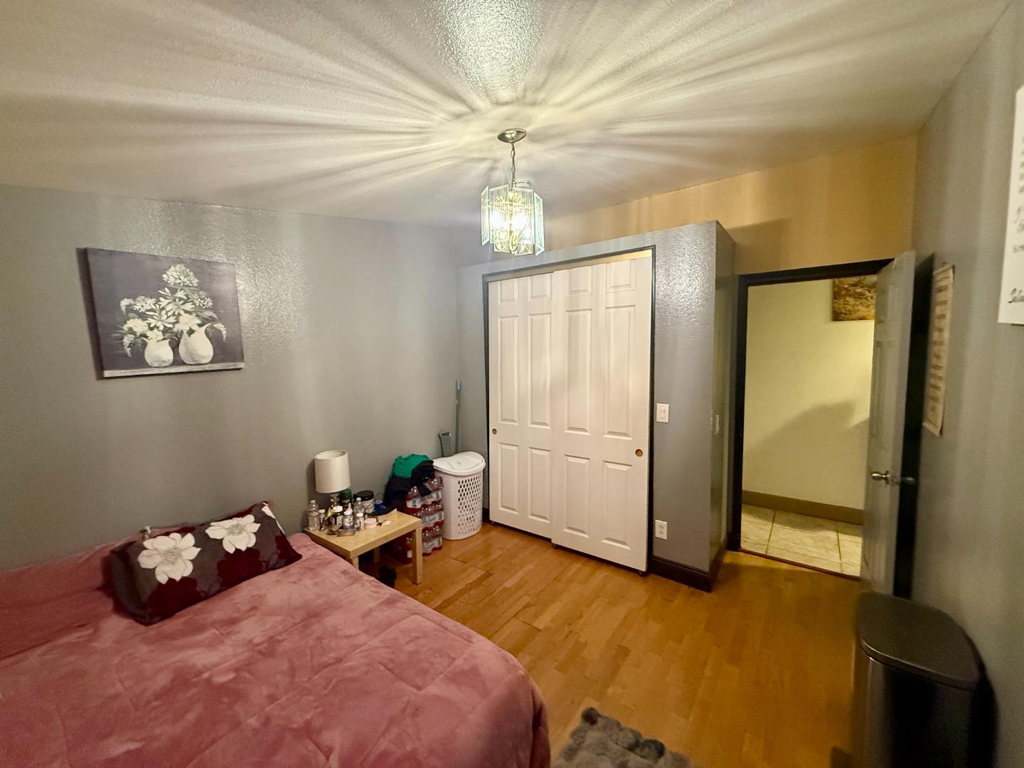 Detail Gallery Image 13 of 28 For 2200 Sutter Ave, San Pablo,  CA 94806 - 5 Beds | 3 Baths