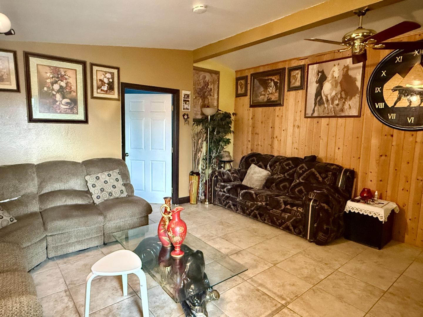 Detail Gallery Image 15 of 28 For 2200 Sutter Ave, San Pablo,  CA 94806 - 5 Beds | 3 Baths