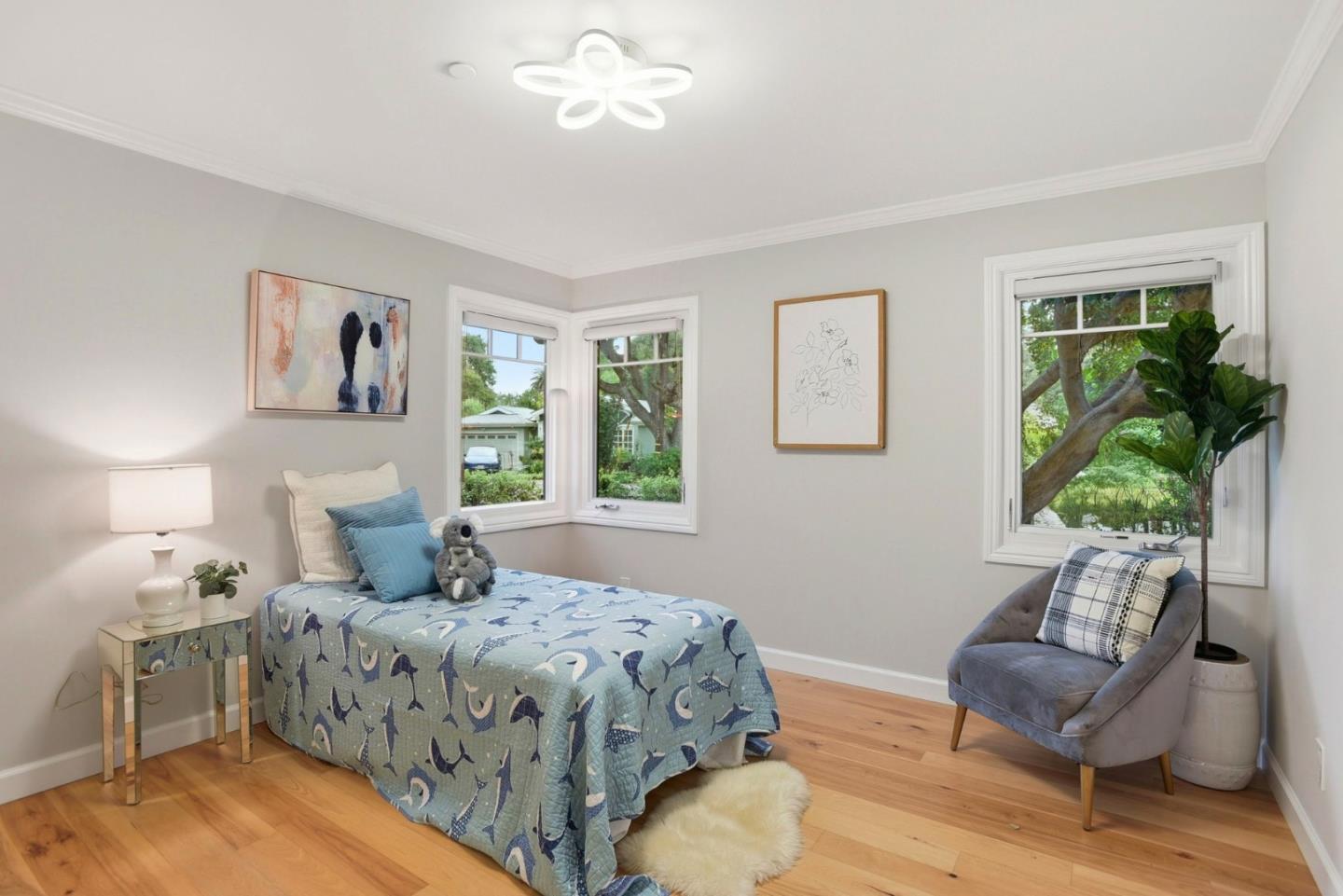 Detail Gallery Image 19 of 48 For 425 Concord Dr, Menlo Park,  CA 94025 - 4 Beds | 3/1 Baths