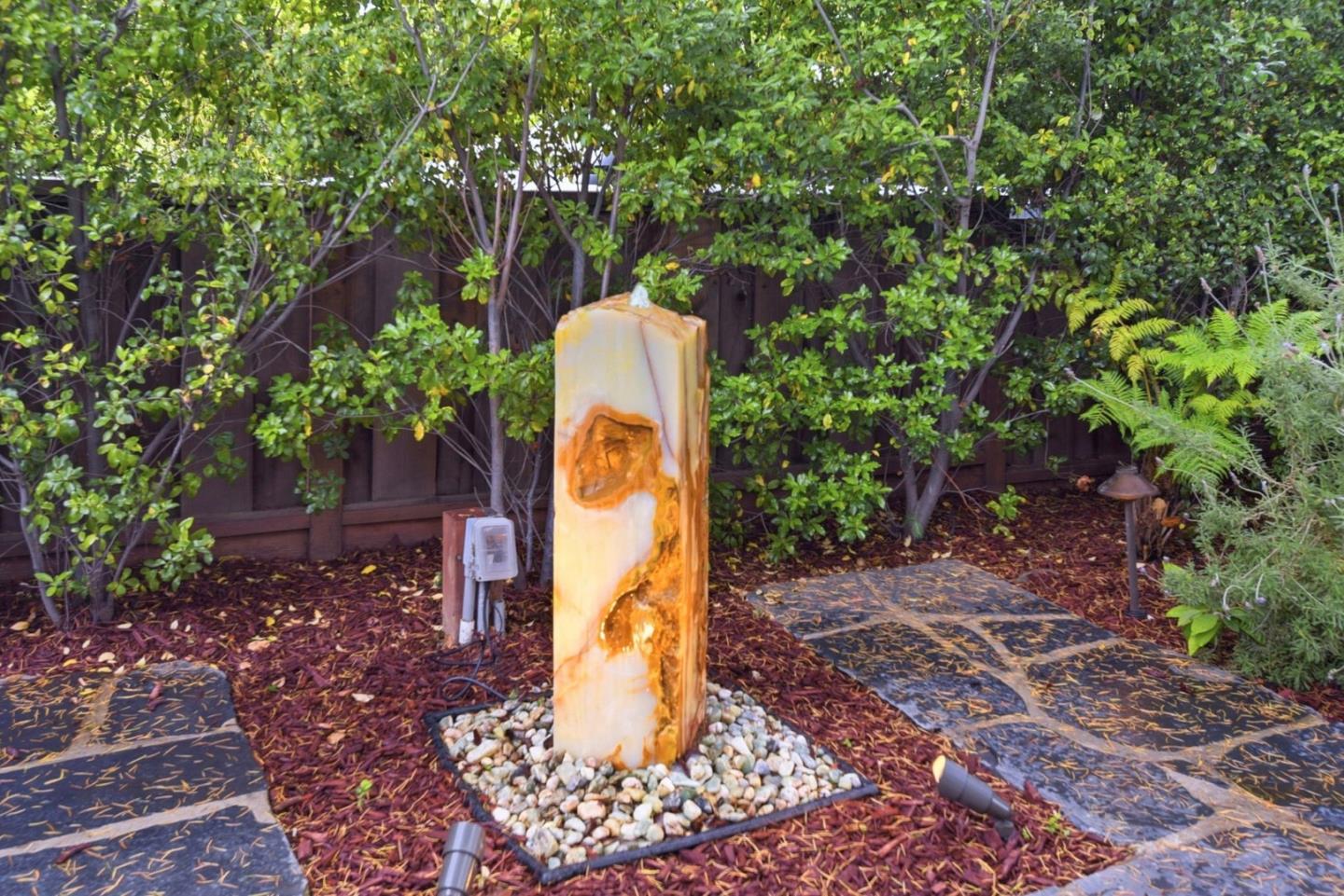 Detail Gallery Image 45 of 48 For 425 Concord Dr, Menlo Park,  CA 94025 - 4 Beds | 3/1 Baths