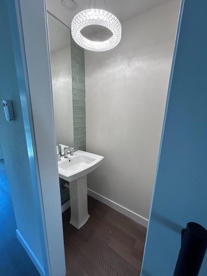 Detail Gallery Image 9 of 38 For 1231 Oddstad Blvd, Pacifica,  CA 94044 - 2 Beds | 1/1 Baths