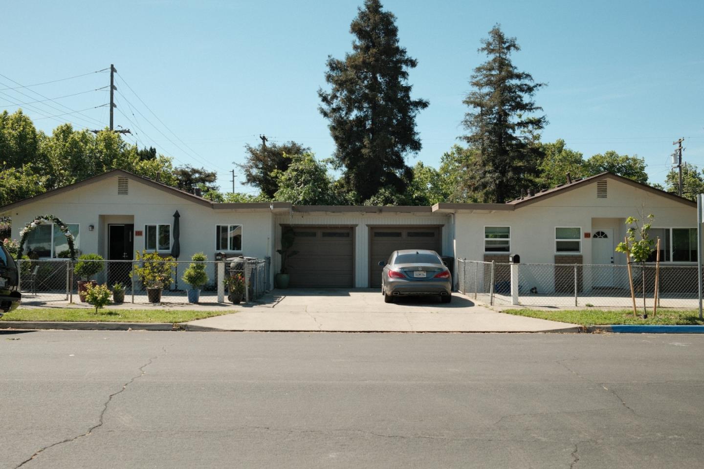 212 F Street, Los Banos, CA, 93635