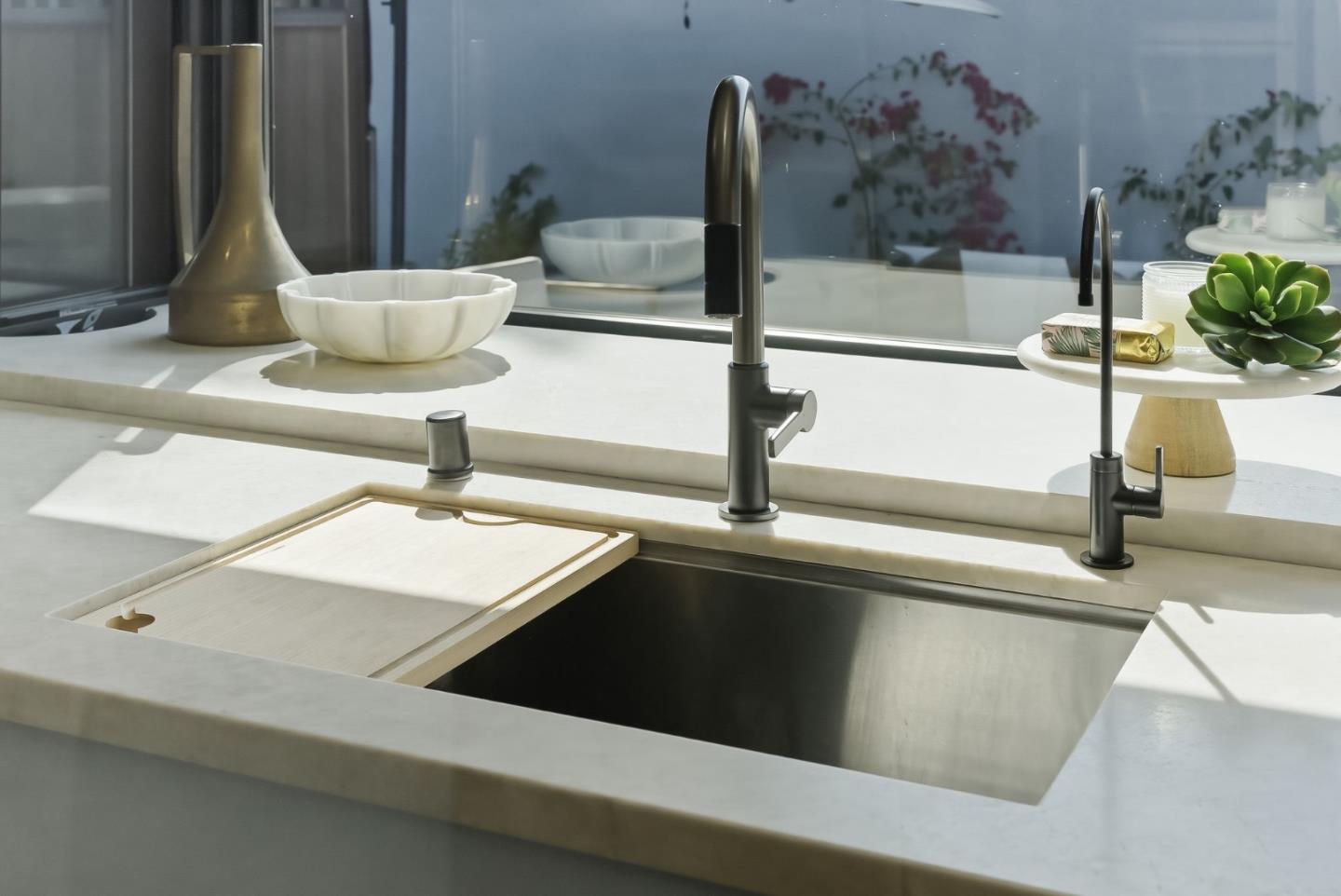 Detail Gallery Image 16 of 50 For 845 Pollard Rd, Los Gatos,  CA 95032 - 4 Beds | 2/1 Baths