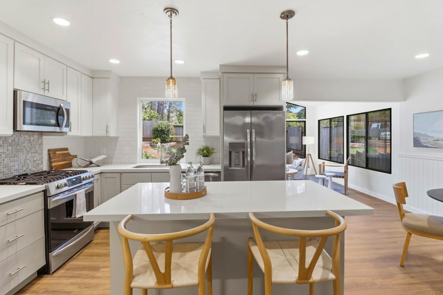 Detail Gallery Image 12 of 51 For 1121 Date St, Montara,  CA 94037 - 3 Beds | 2/1 Baths