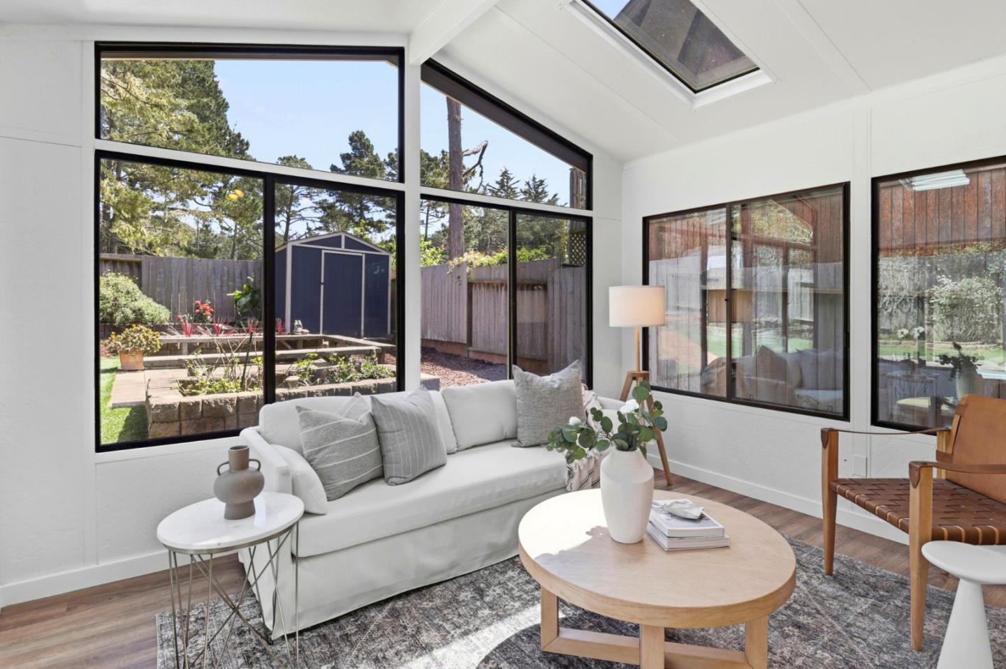 Detail Gallery Image 17 of 51 For 1121 Date St, Montara,  CA 94037 - 3 Beds | 2/1 Baths