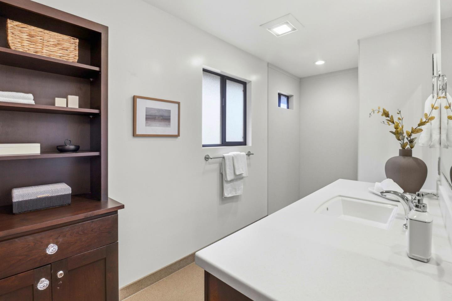 Detail Gallery Image 28 of 51 For 1121 Date St, Montara,  CA 94037 - 3 Beds | 2/1 Baths