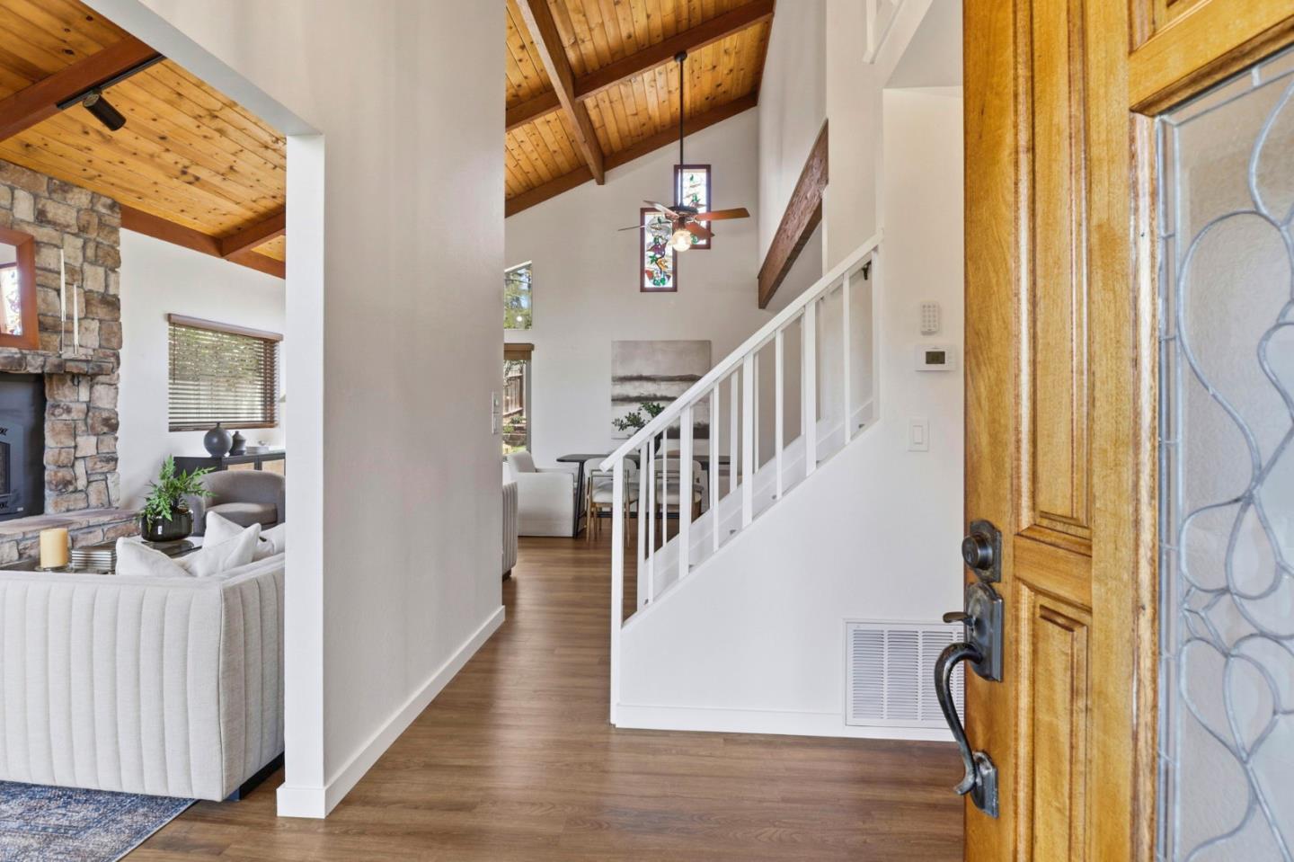 Detail Gallery Image 3 of 51 For 1121 Date St, Montara,  CA 94037 - 3 Beds | 2/1 Baths