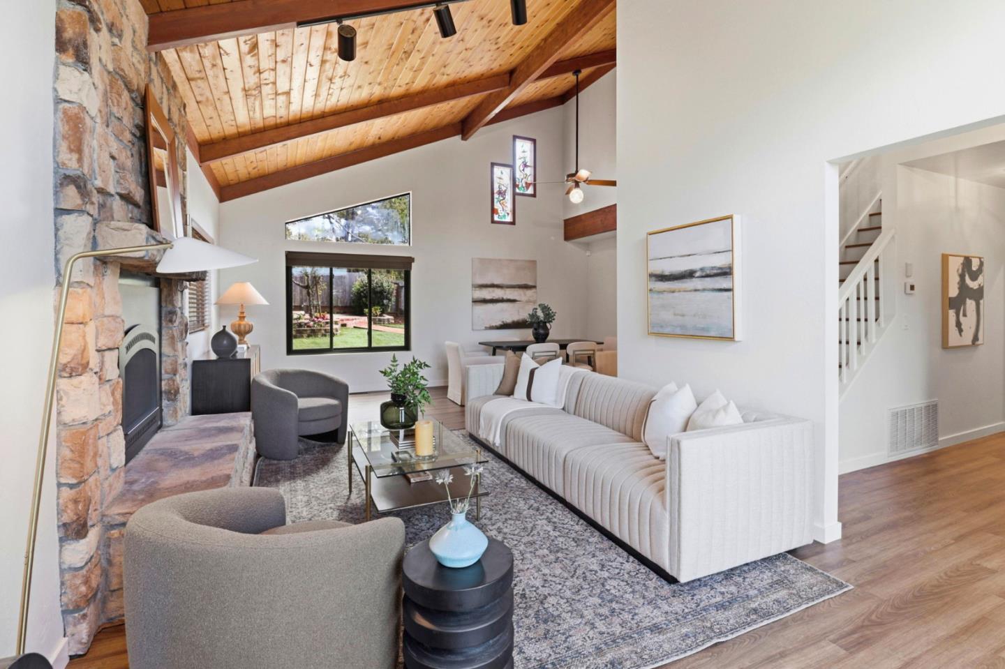 Detail Gallery Image 4 of 51 For 1121 Date St, Montara,  CA 94037 - 3 Beds | 2/1 Baths