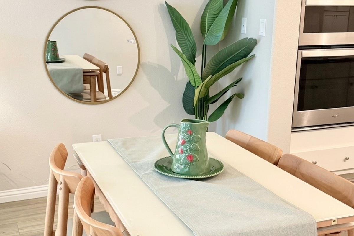 Detail Gallery Image 10 of 32 For 542 Remi Ln, San Jose,  CA 95133 - 3 Beds | 3 Baths