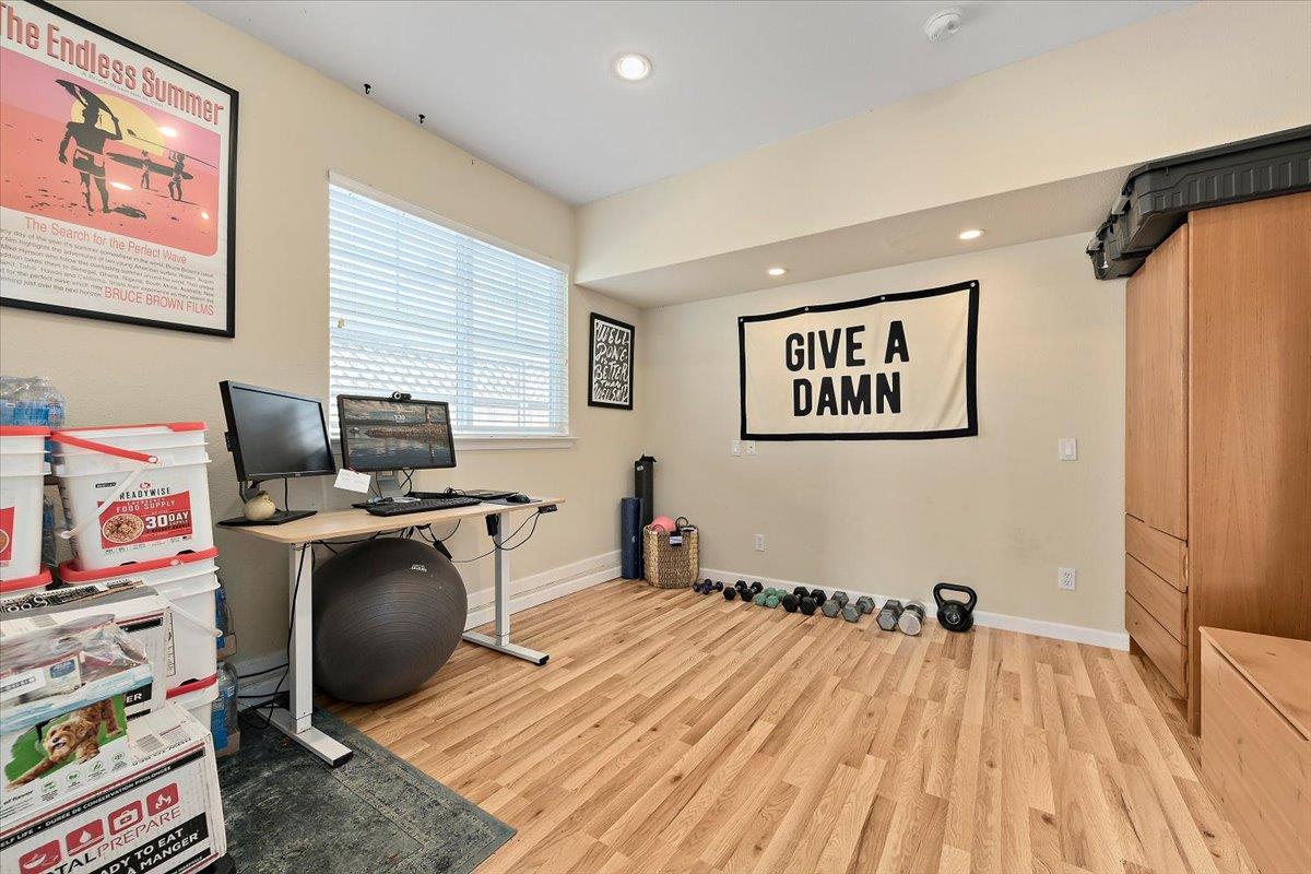 Detail Gallery Image 16 of 24 For Gladys Ave, Santa Cruz,  CA 95062 - 2 Beds | 1 Baths