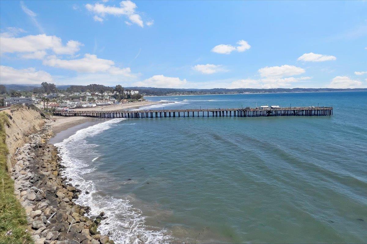 Detail Gallery Image 22 of 24 For Gladys Ave, Santa Cruz,  CA 95062 - 2 Beds | 1 Baths