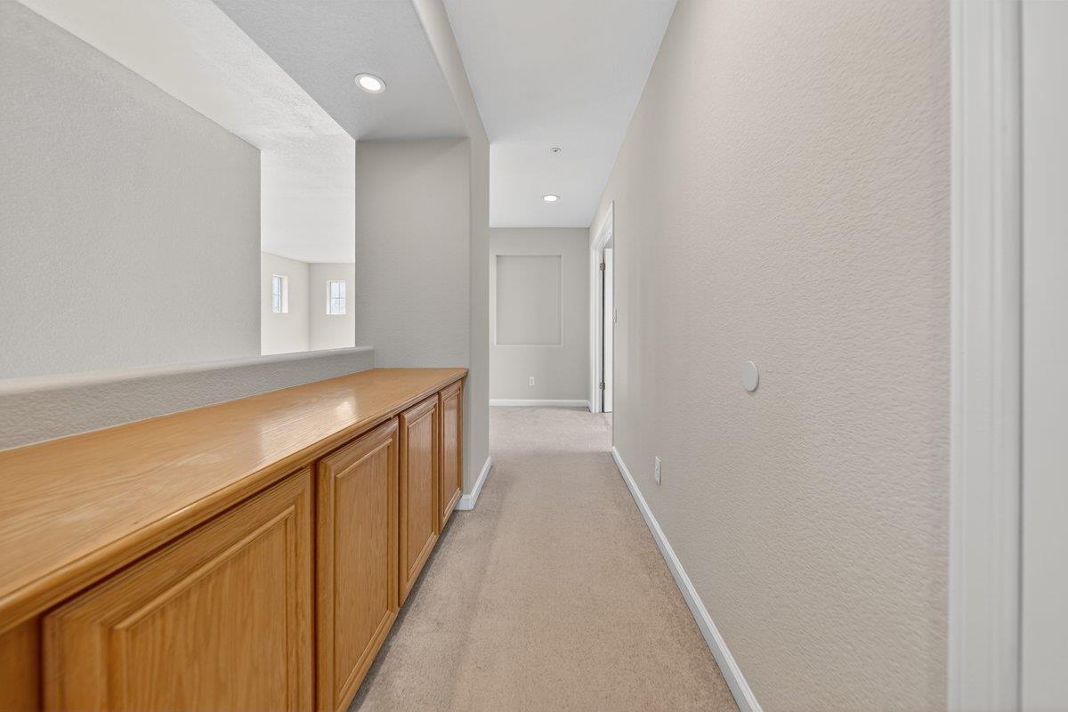 Detail Gallery Image 37 of 49 For Riesling Way, Salinas,  CA 93906 - 3 Beds | 3 Baths