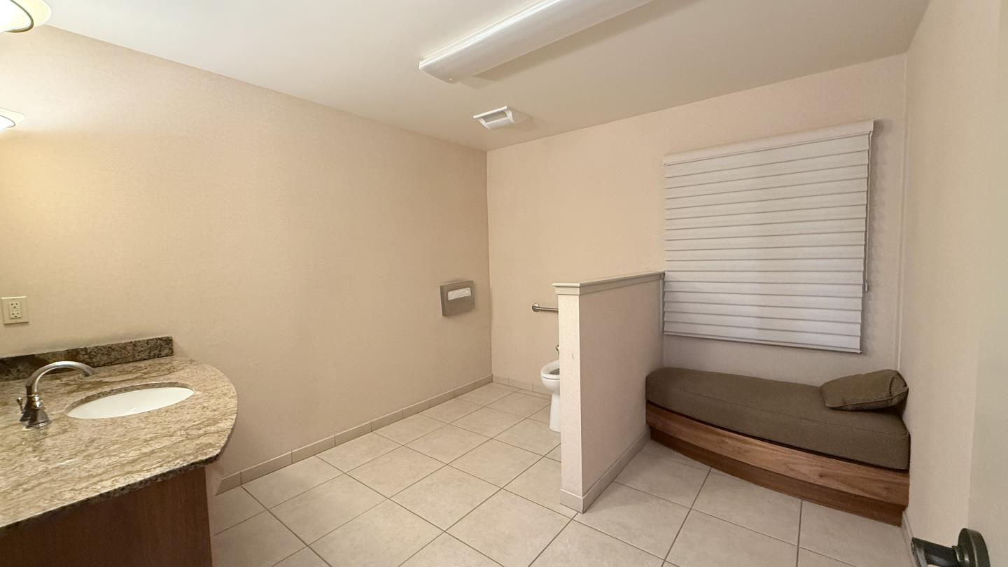 Detail Gallery Image 8 of 20 For 3311 Mission Dr, Santa Cruz,  CA 95065 - – Beds | – Baths