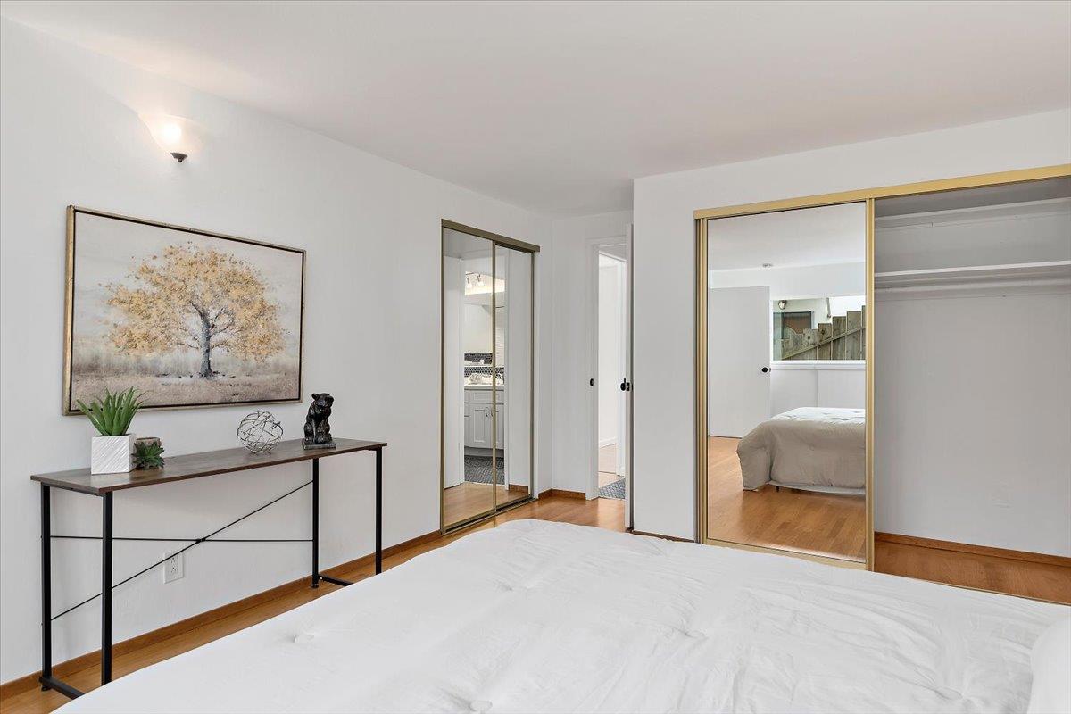 Detail Gallery Image 28 of 43 For 205 Hillcrest Rd, San Carlos,  CA 94070 - 5 Beds | 3 Baths