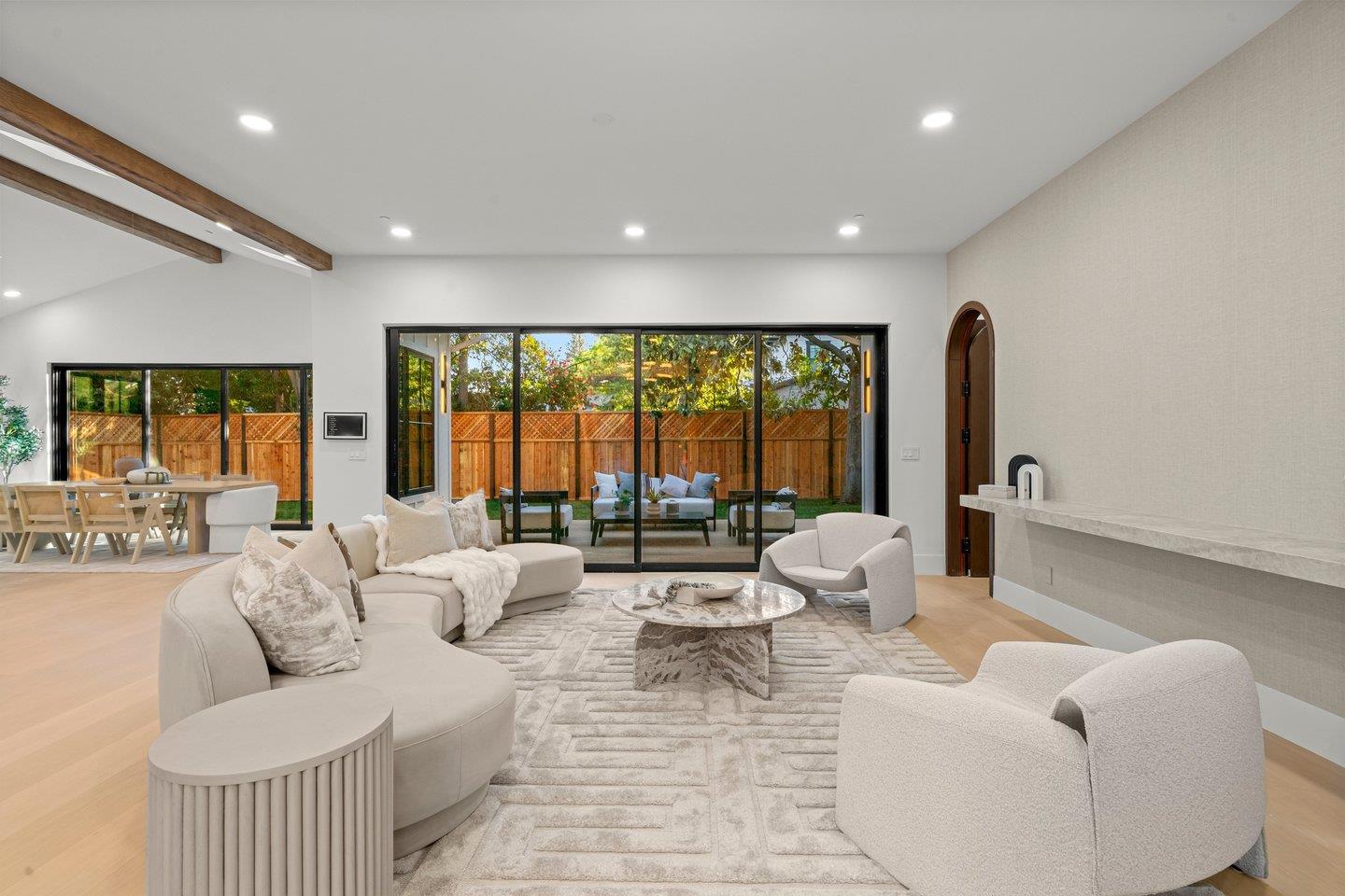 Detail Gallery Image 11 of 51 For 15 San Juan Ave, Menlo Park,  CA 94025 - 5 Beds | 5 Baths