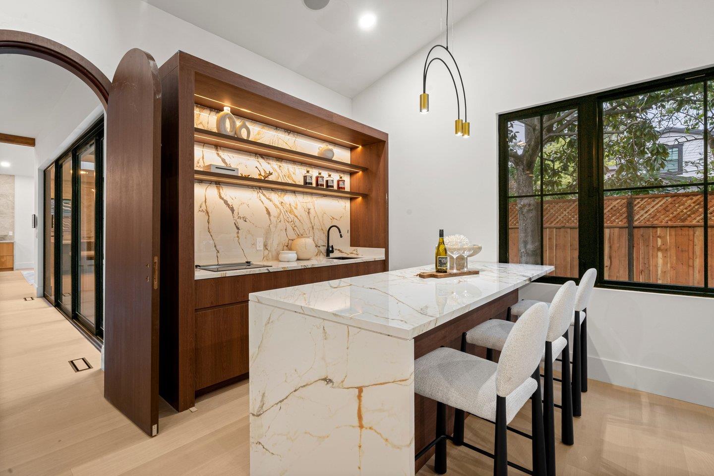 Detail Gallery Image 22 of 51 For 15 San Juan Ave, Menlo Park,  CA 94025 - 5 Beds | 5 Baths